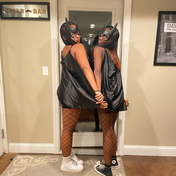 Womens Batman Costume - Picture 2 of 3